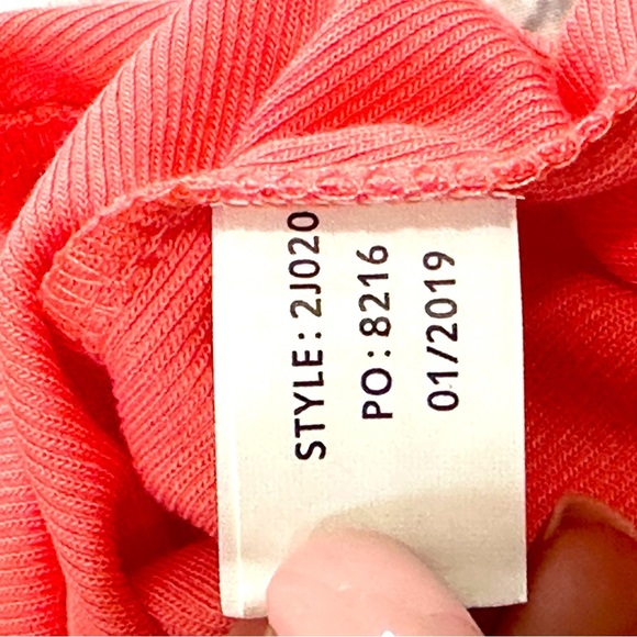 Southern Shirt Coral Knot-Front Tee‎ – Size Medium NWT - Picture 8 of 11